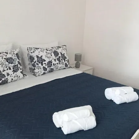 Calliope Apartament *